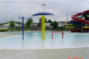 newpoolmay06.jpg